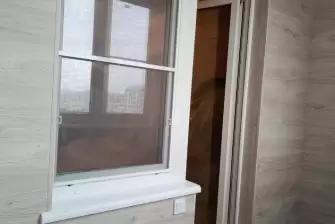 Обшивка лоджии Сапожок кварцвинилом