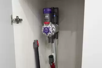  Отделка лоджии ламинатом с боковым окном