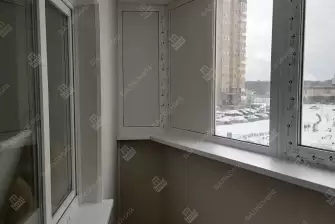 Остекление и отделка балкона
