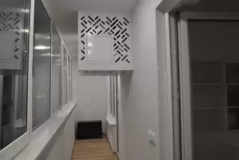 Остекление балкона в серии дома 01-ПЗ с утеплением и отделкой