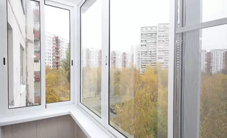 Тёплое раздвижное остекление балконов